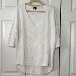 ADORABLE! ~EXPRESS~ SOLID WHITE ELBOW SLEEVE LONDON SWEATER-M